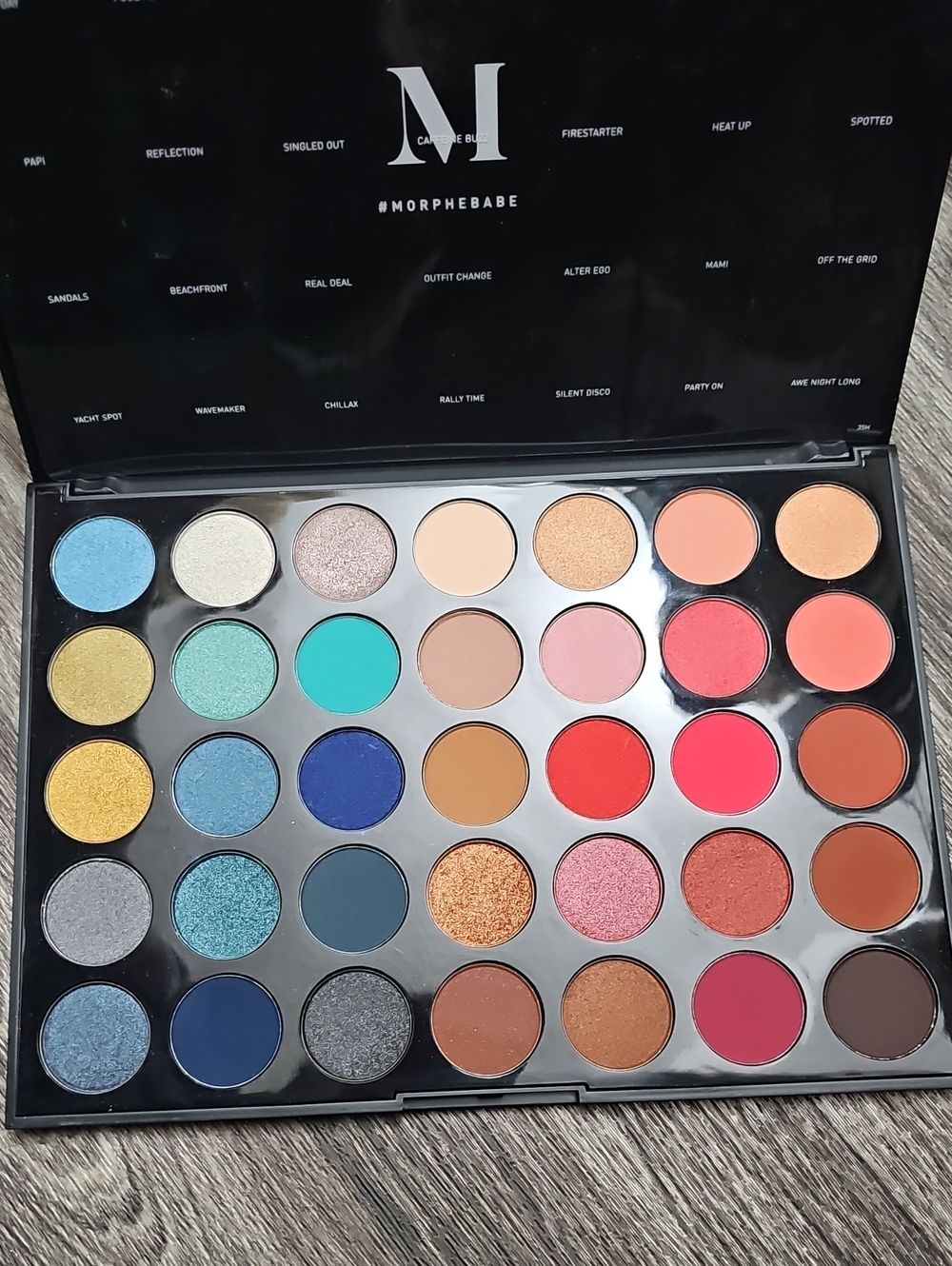 Morphe 35H Hot Spot Artistry Palette